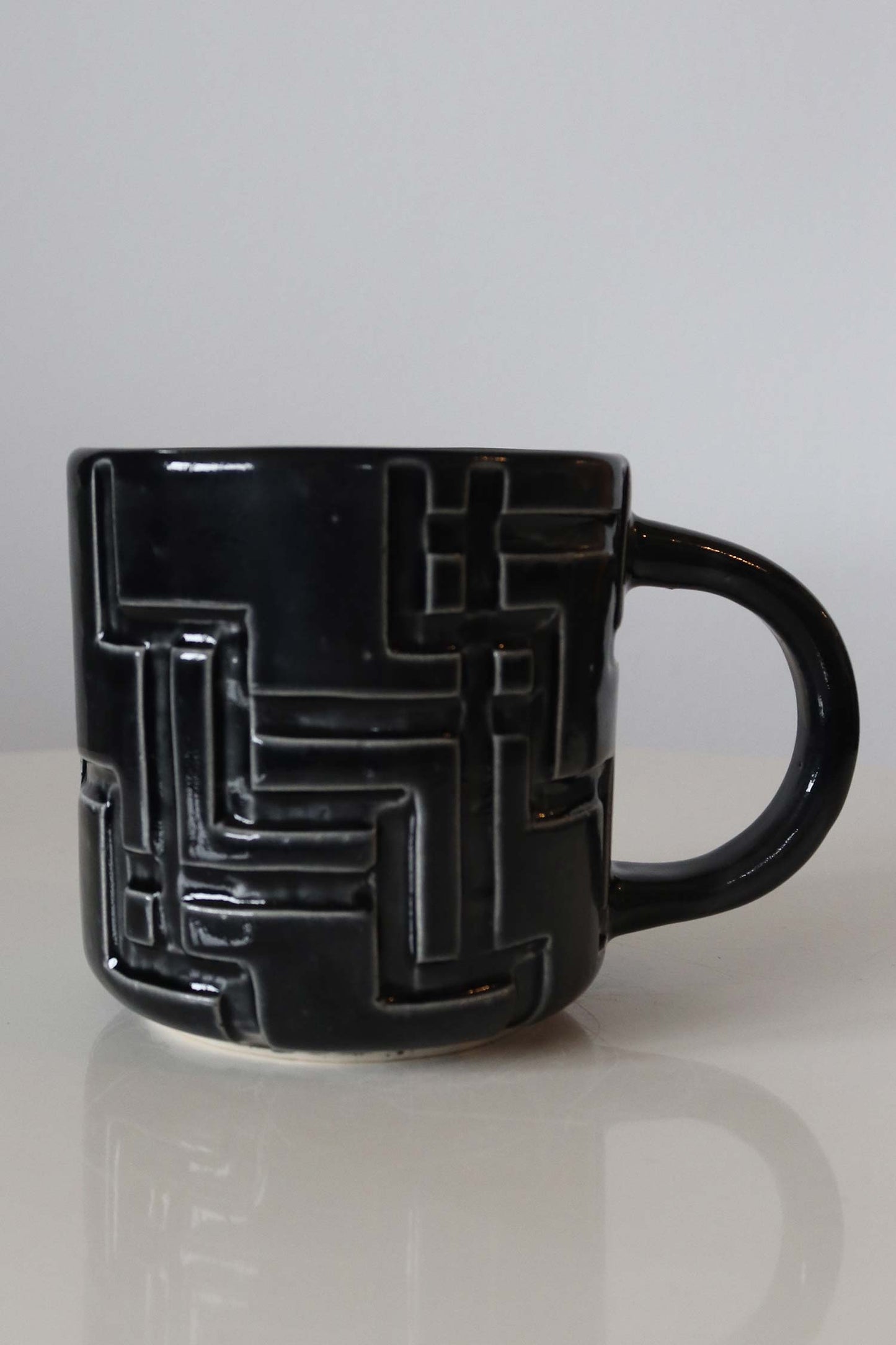 MIRIMAY MUG BLACK