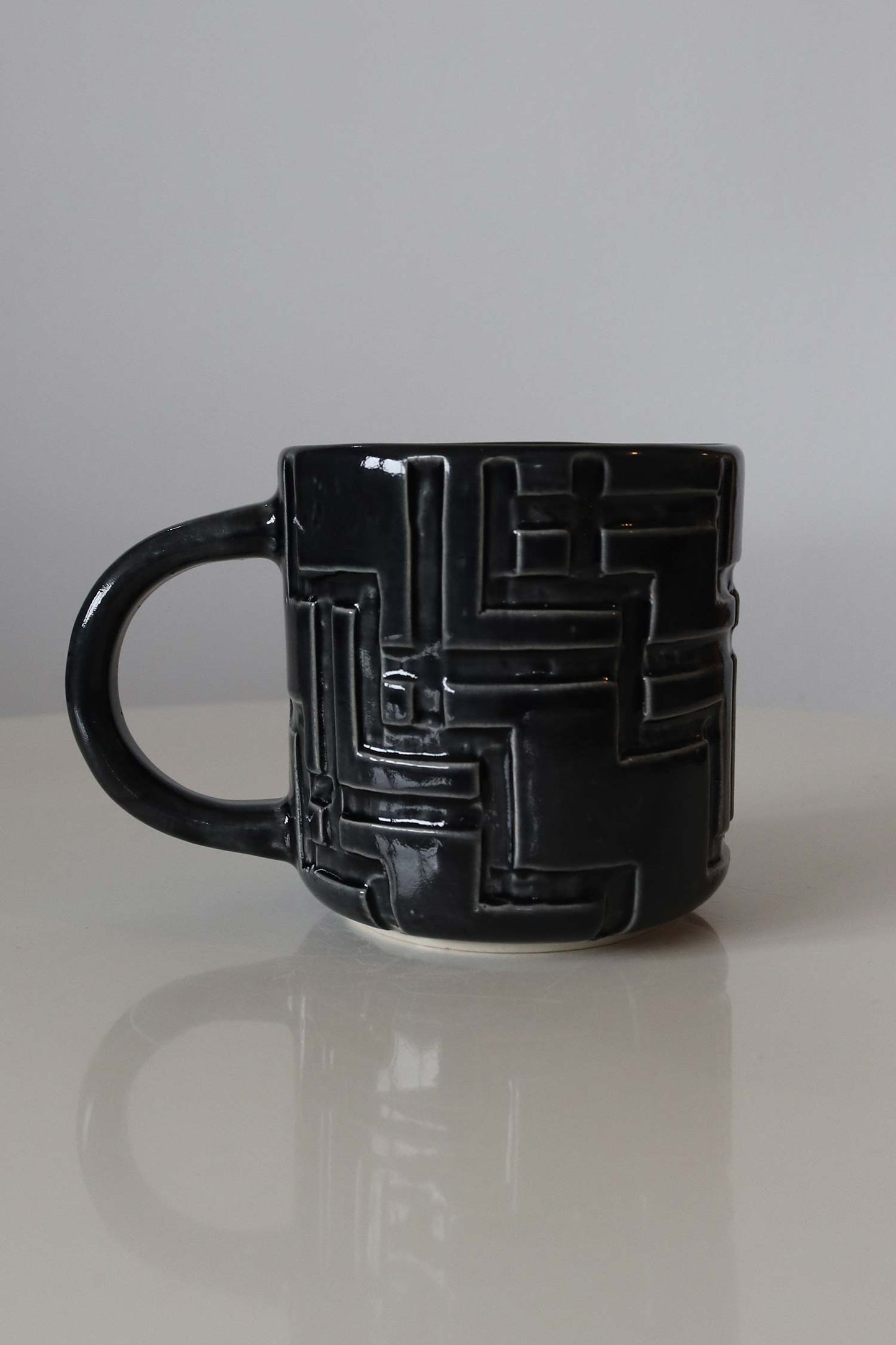 MIRIMAY MUG BLACK